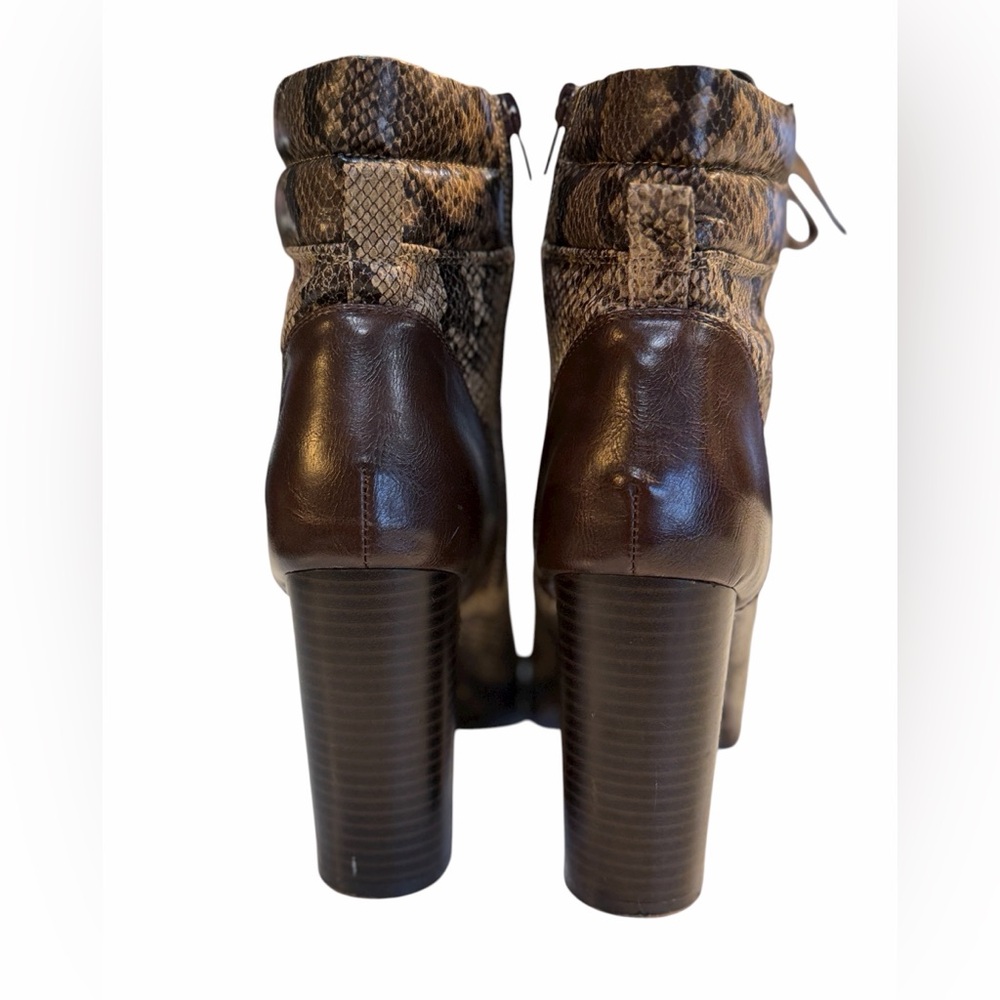 JustFab Brown Faux SnakeSkin 4” Chunky-heeled combat-style boots 4” Size 7.5 - Picture 9 of 12